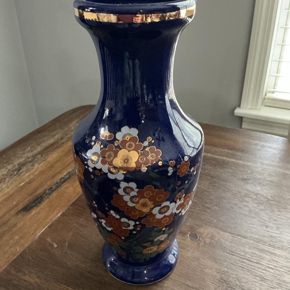 VTG Japanese Cobalt Blue Floral Vase with Gold Trim – 10" Hand-Painted Porcelain - Picture 3 of 11